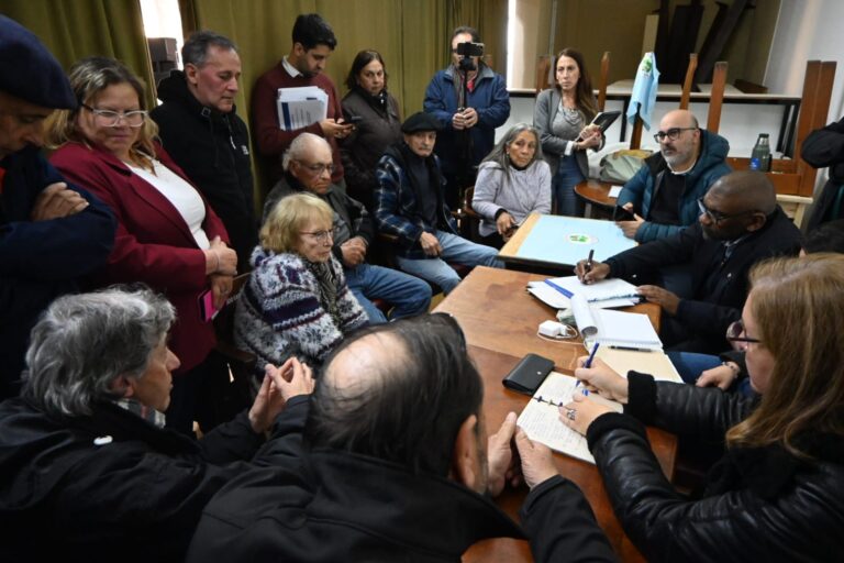 Tensión y debate en Casupá, habrá 700 trabajadores como máximo en la obra