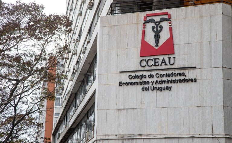 El CCEAU presentará un recurso administrativo ante cambios del FONASA