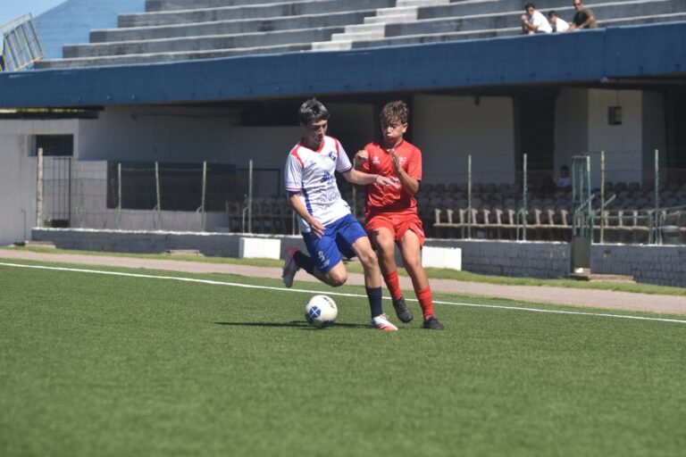 Estación y Nacional son los nuevos líderes del Apertura sub 20