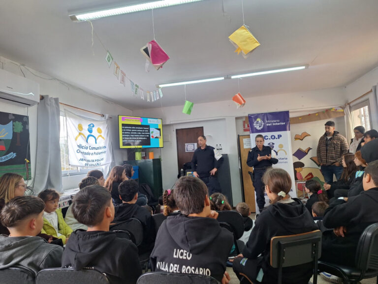 Orientación sobre convivencia en Villa del Rosario