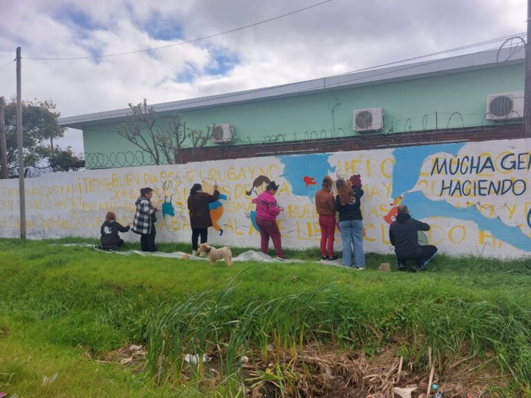 Pintada colectiva dio color y sentido de pertenencia al CAIF “Dejando Huellitas”