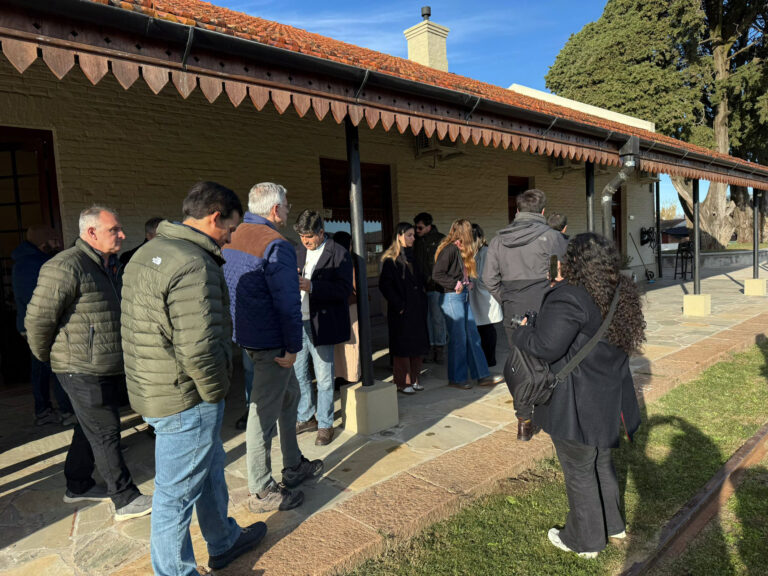 Autoridades de la OPP y la Intendencia de Lavalleja evaluaron avances de obras clave en Minas