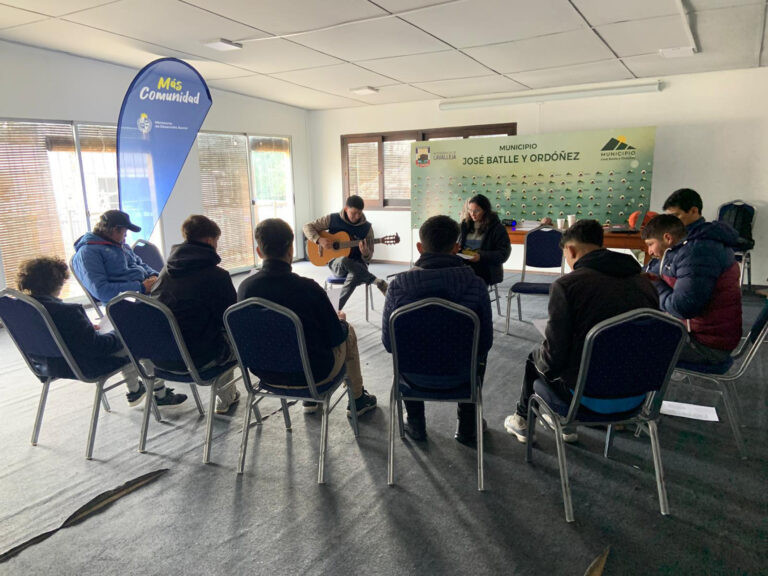 Cine y convivencia: “Comunidad a la plaza” continúa fortaleciendo los barrios de Lavalleja