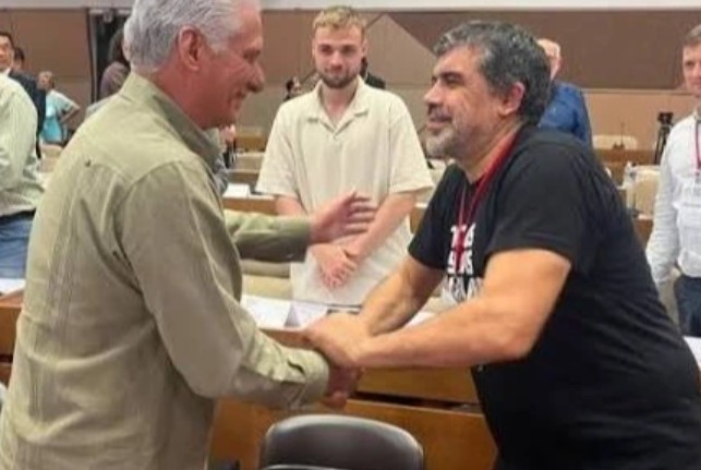 Un comunista contento