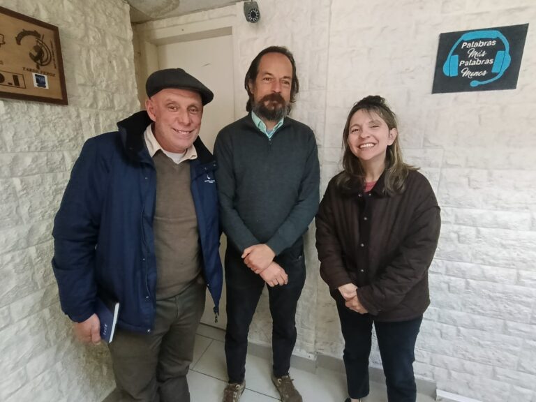 Linber Santos recorre Lavalleja junto a docentes locales