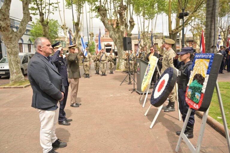 Lavalleja conmemoró la Batalla de Sarandí y el Día de la Diversidad Cultural